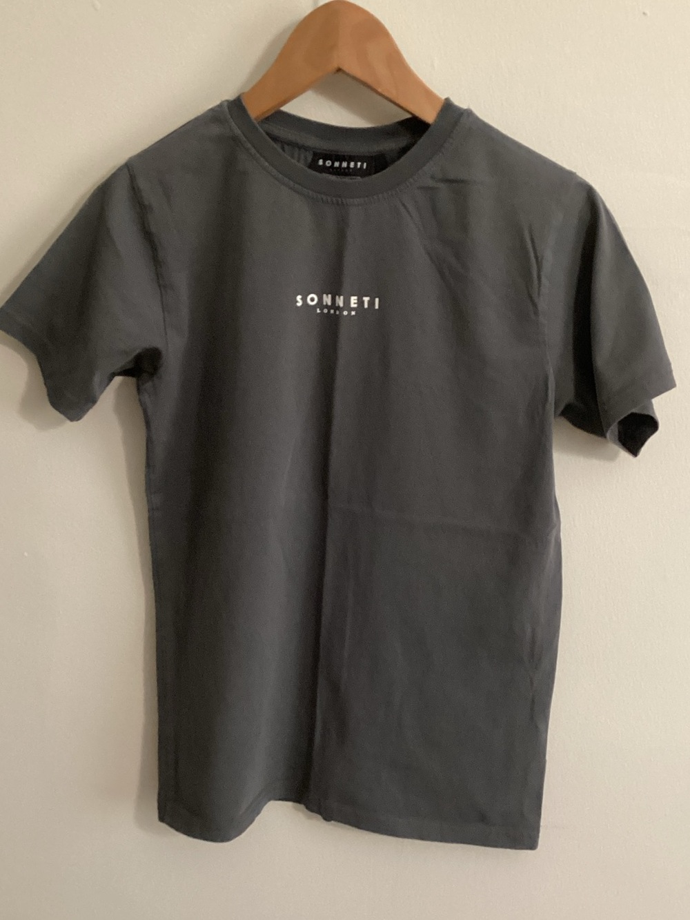 Women’s Short Sleeve Crew Tee in Gray